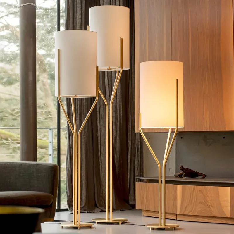 Avernd Floor Lamp