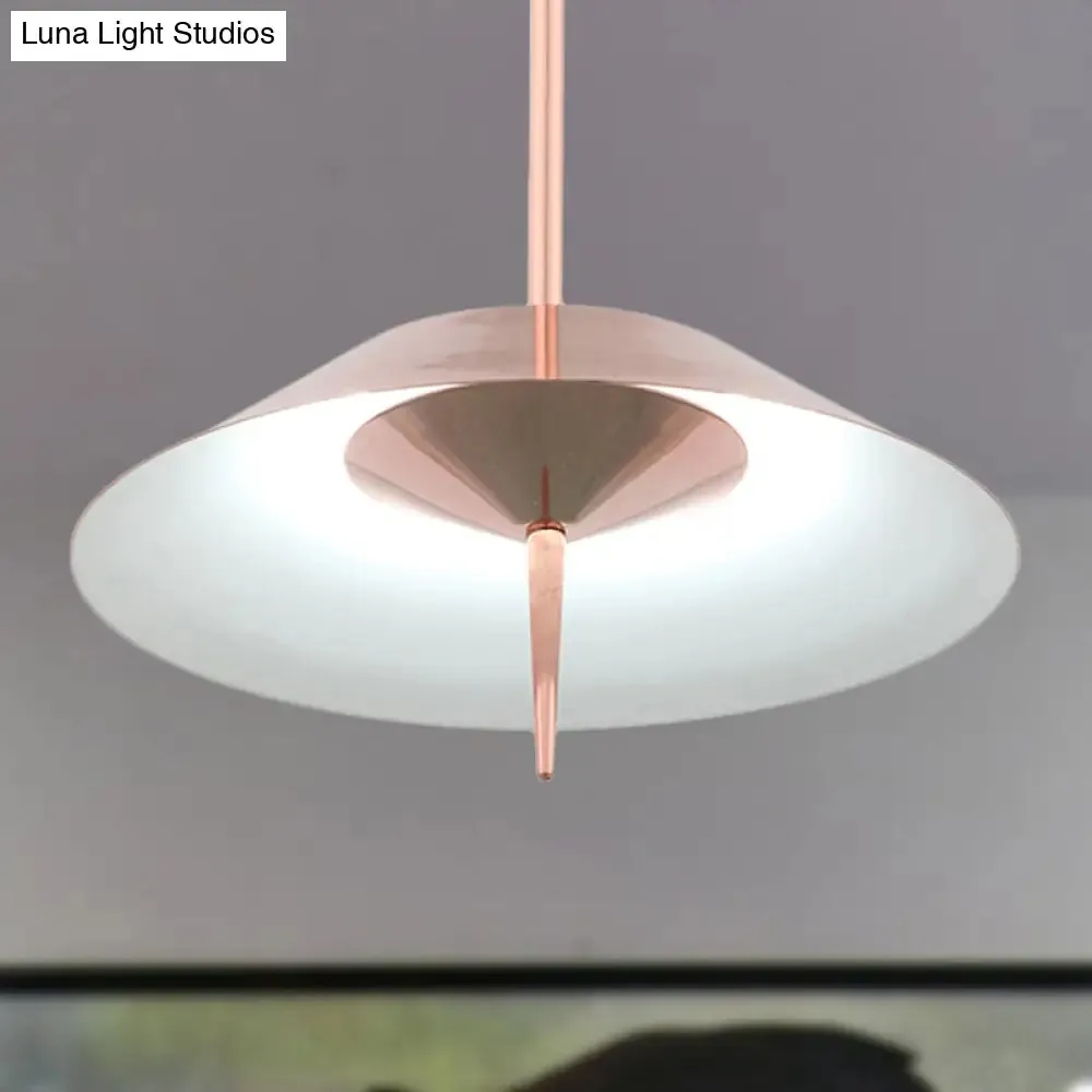 Metal Nordic Style Pendant Light - Black/Copper/Gold Cone Shade, Perfect for Dining Rooms