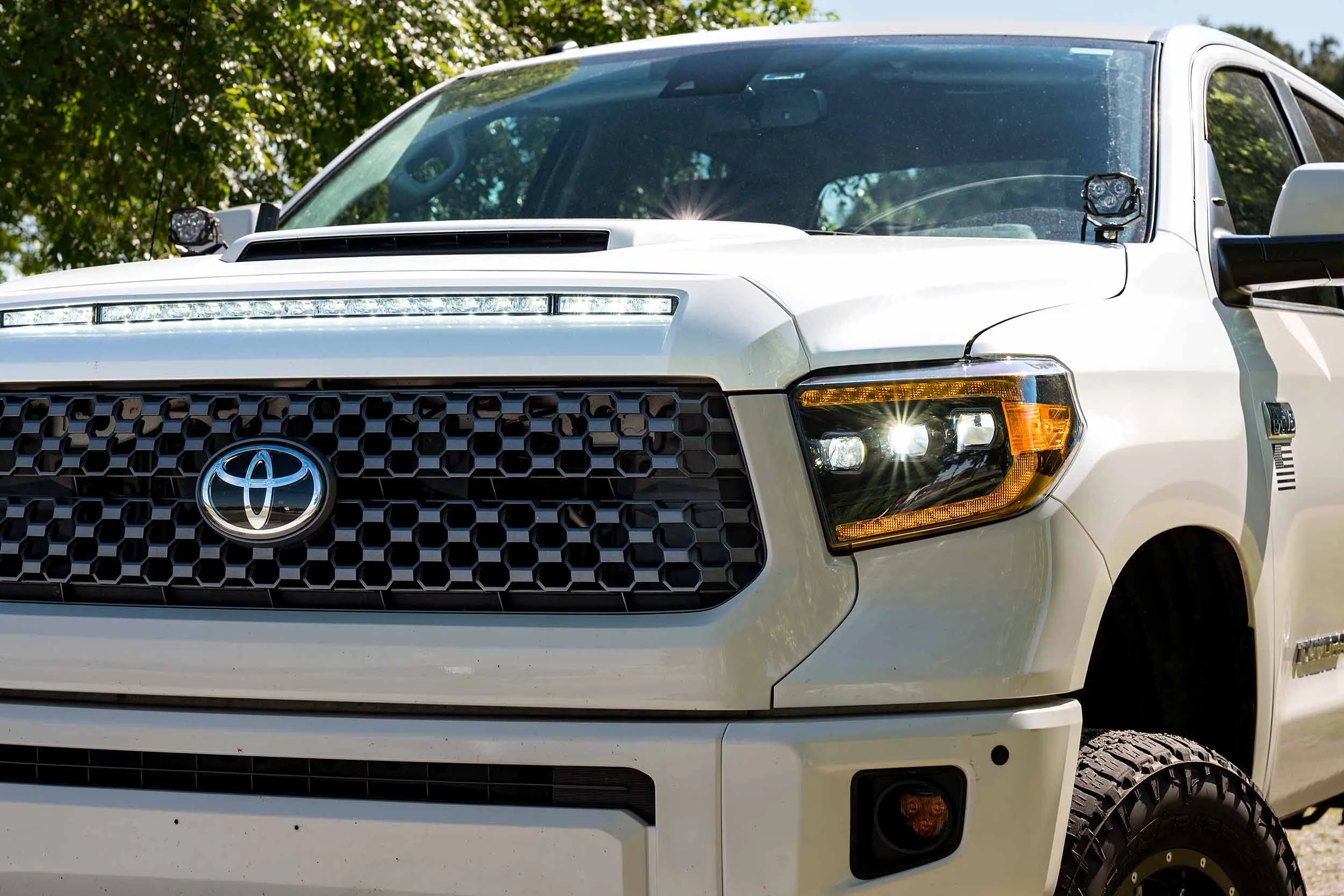 Morimoto Toyota Tundra (14-21) XB LED Headlights (Amber DRL)