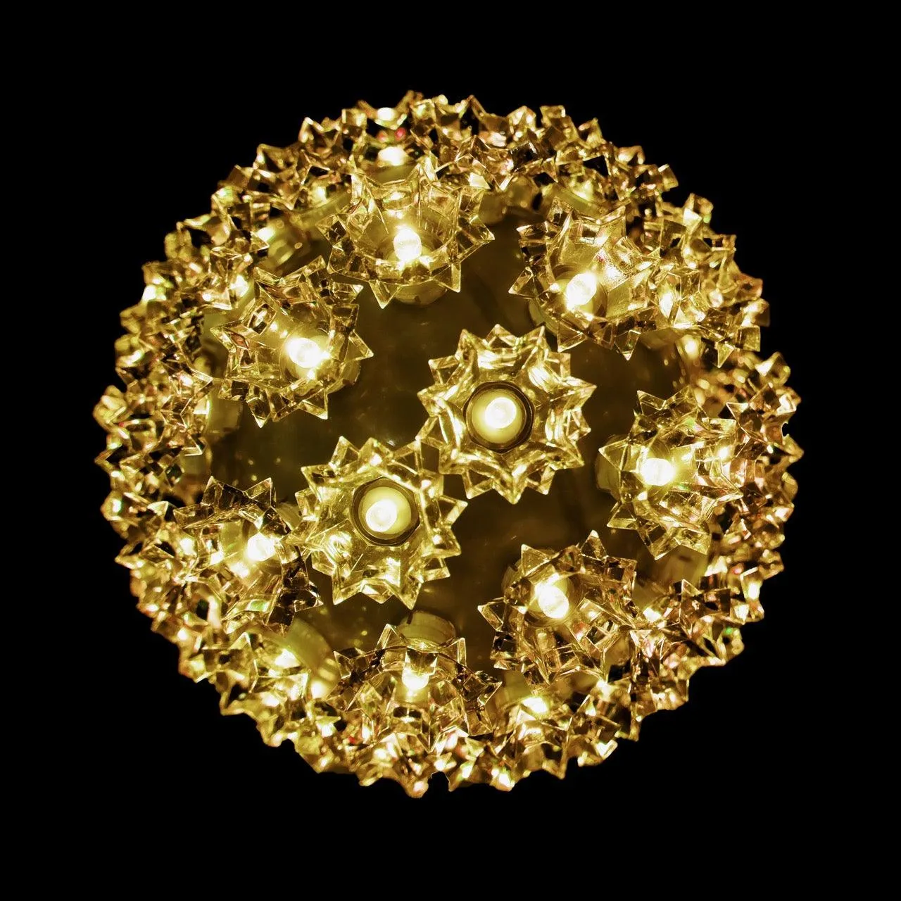 Retro Sphere - 7.5"