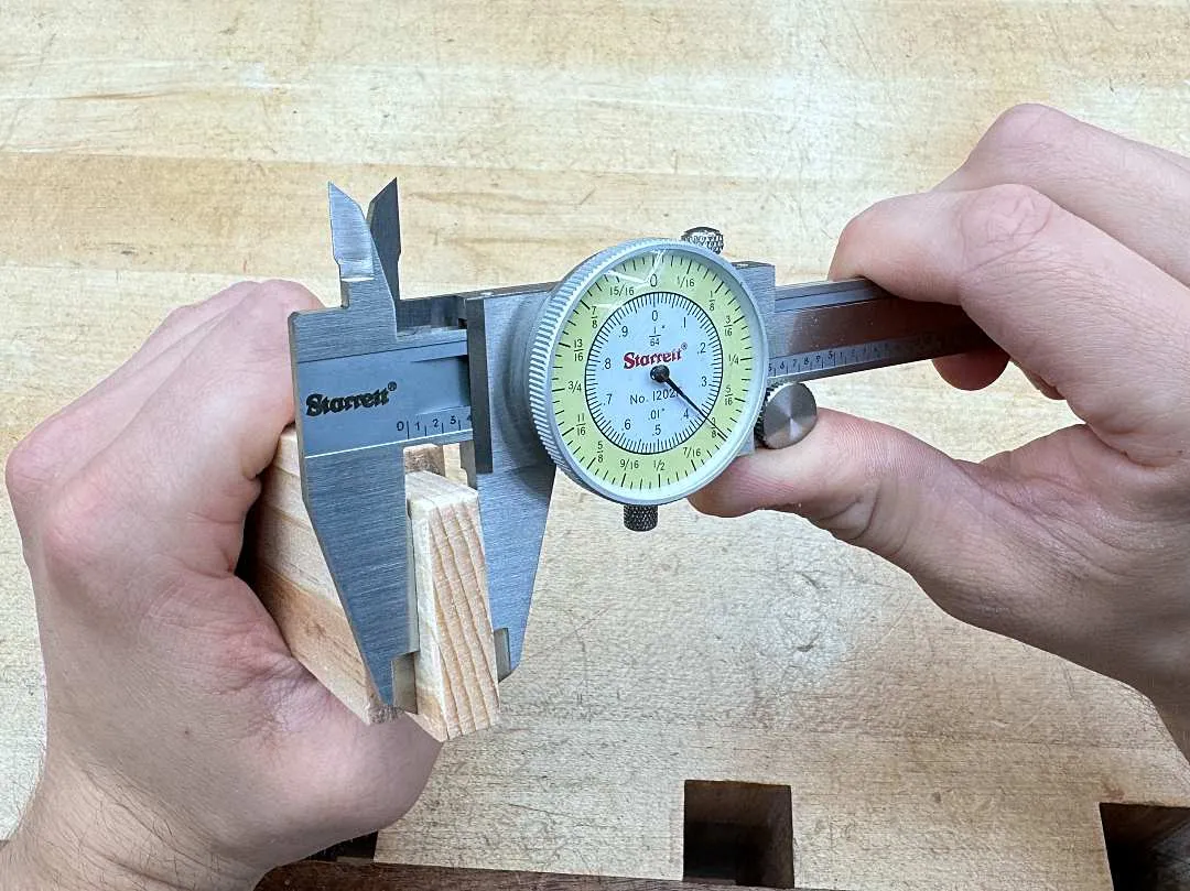 Starrett Fractional & Decimal Inch Dial Caliper: 6 inch