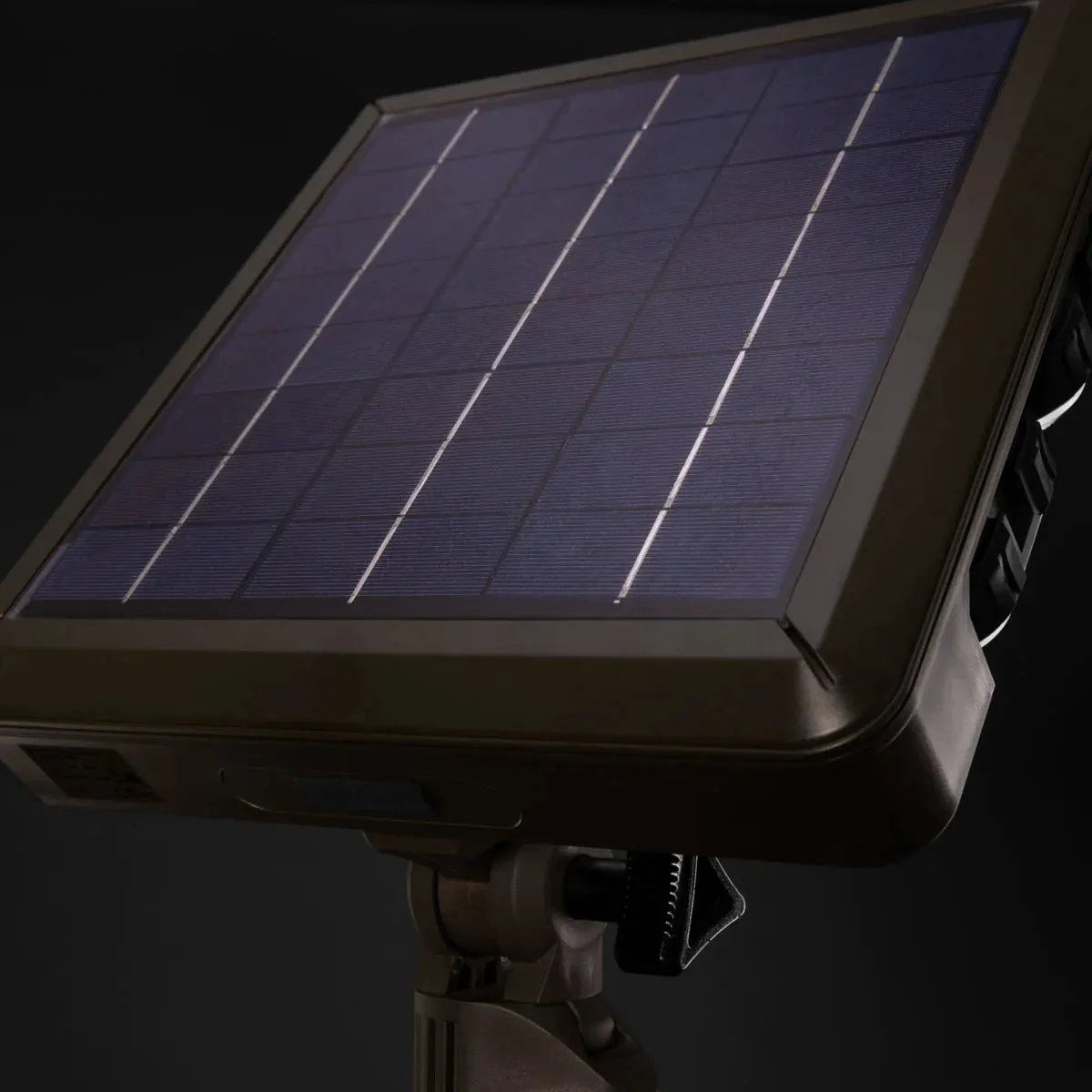 Tuff Stuff TITAN 12" SOLAR FREESTANDING LIGHT